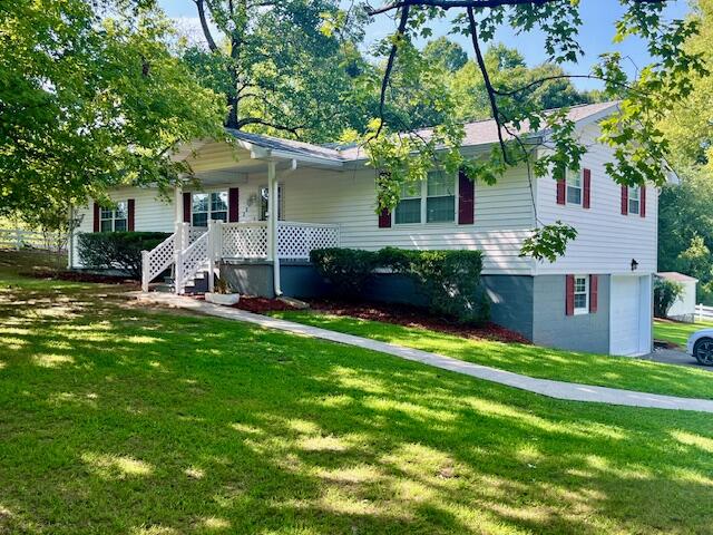 A beautiful property in  Charleston, TN