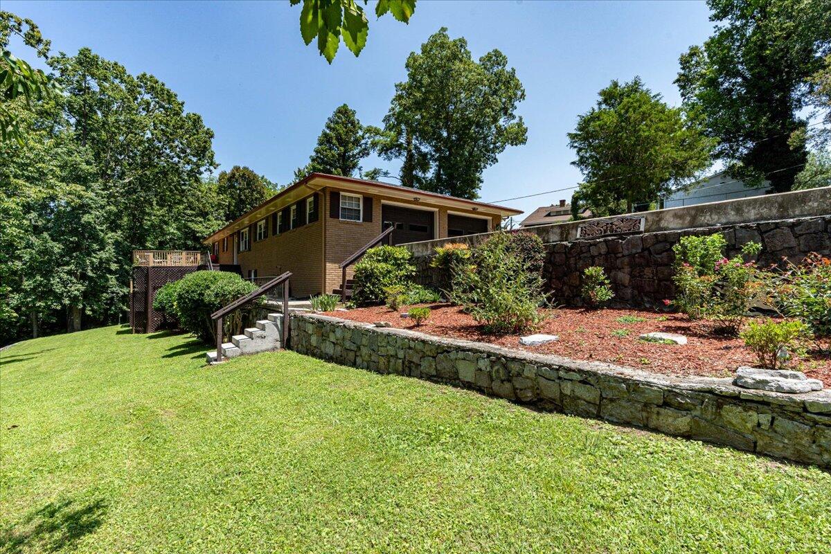 A beautiful property in  Chattanooga, TN